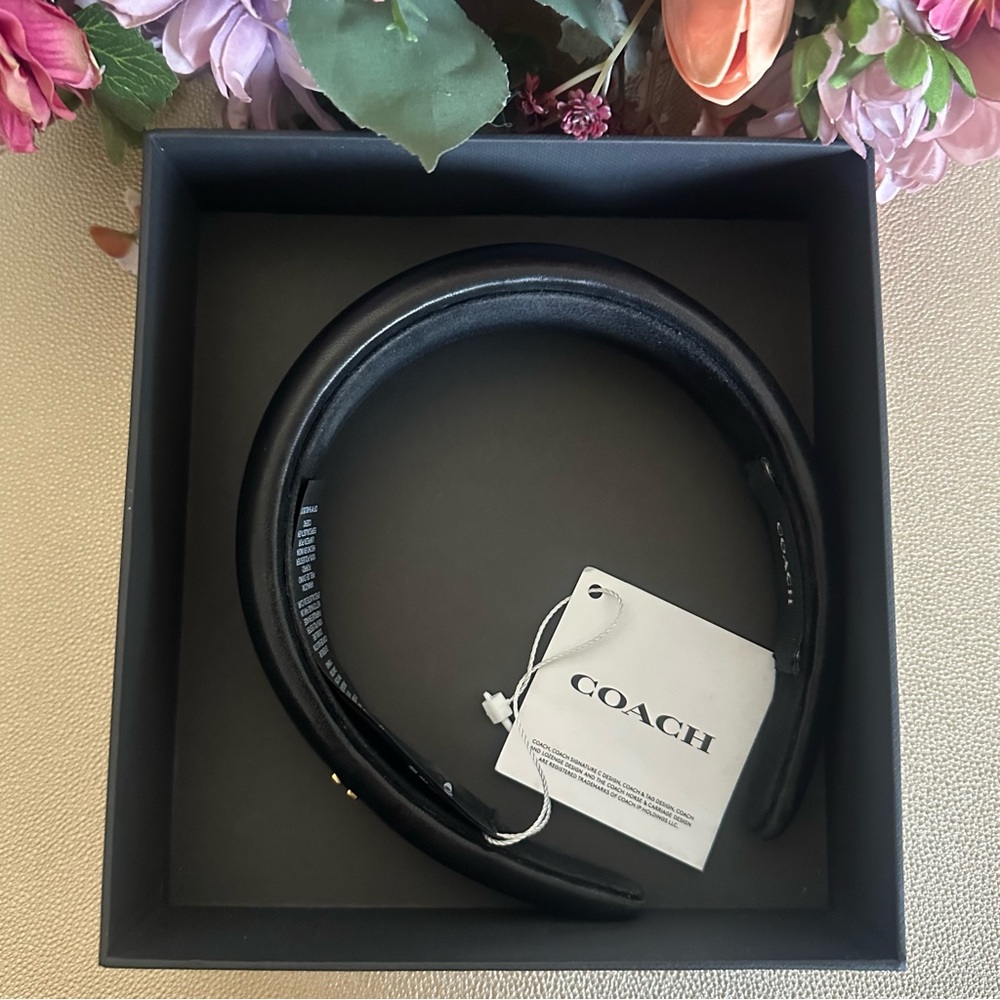 NEW IN BOX Coach Leather Headband - Picture 6 of 13